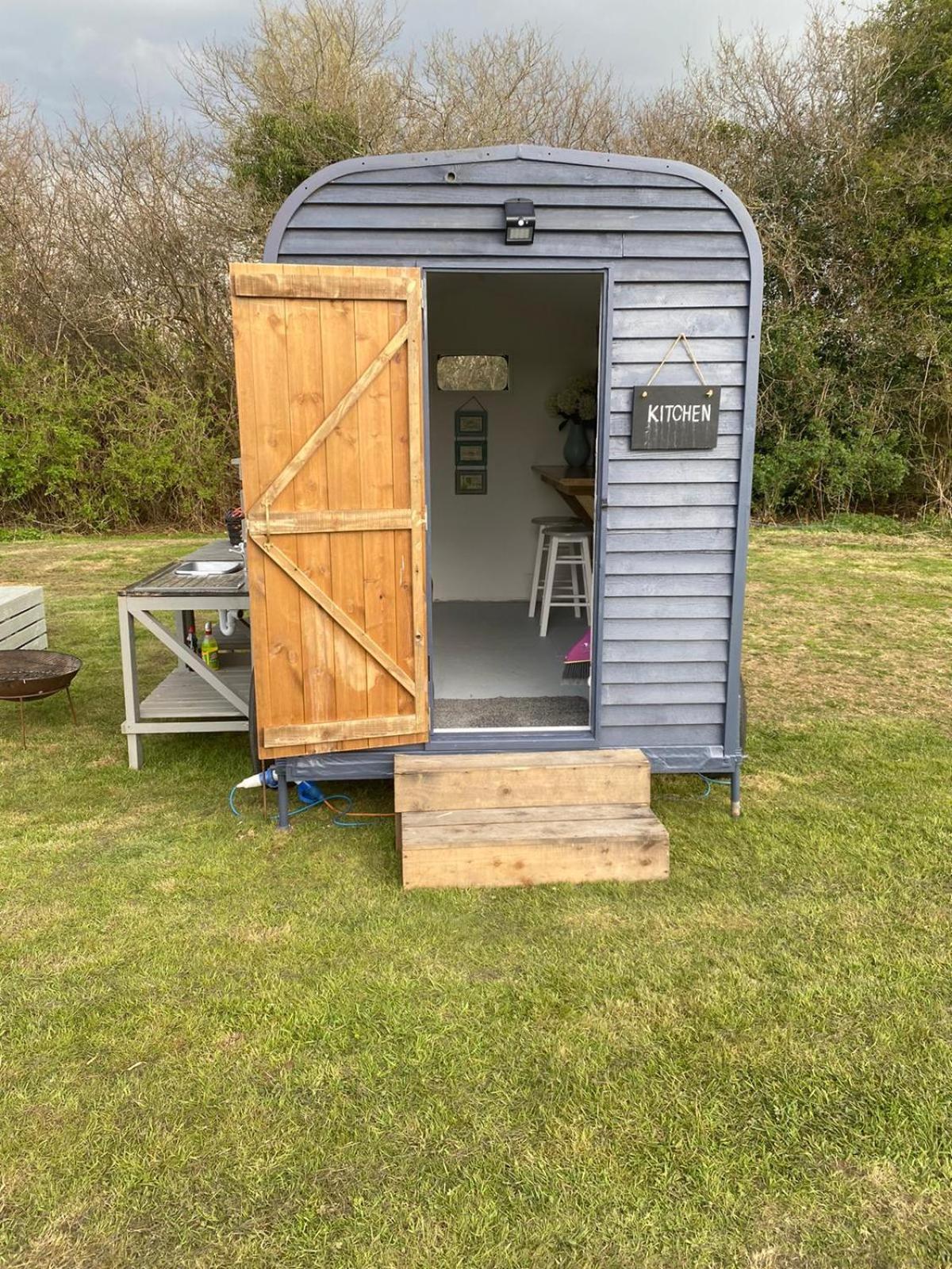 Hopgarden Glamping - Luxury 6M Bell Tent Wadhurst Exterior photo